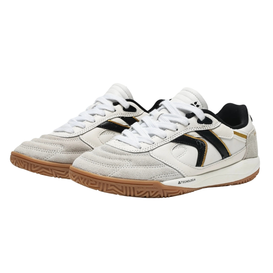 Kelme Kids Bravo Futsal Shoes – White