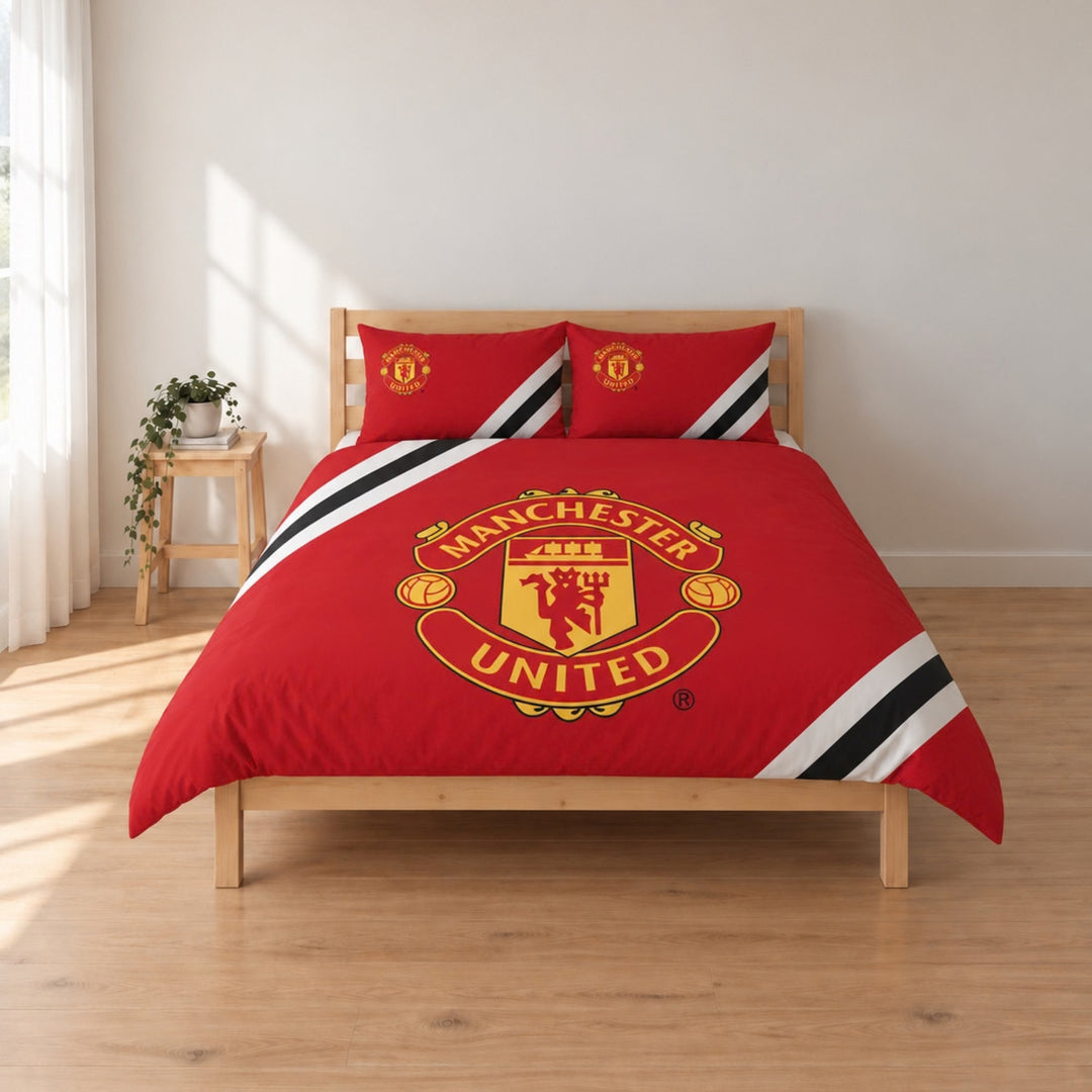 Manchester United FC Core Stripe Double Duvet Set