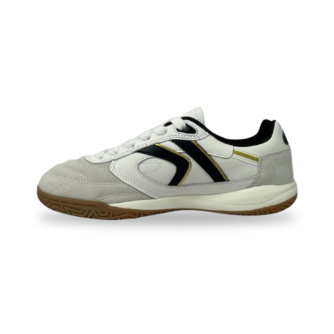 Kelme Bravo Kids Futsal Shoes - White