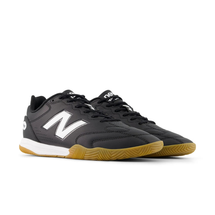 New Balance 442 V3 2E Width FG  - Black / White
