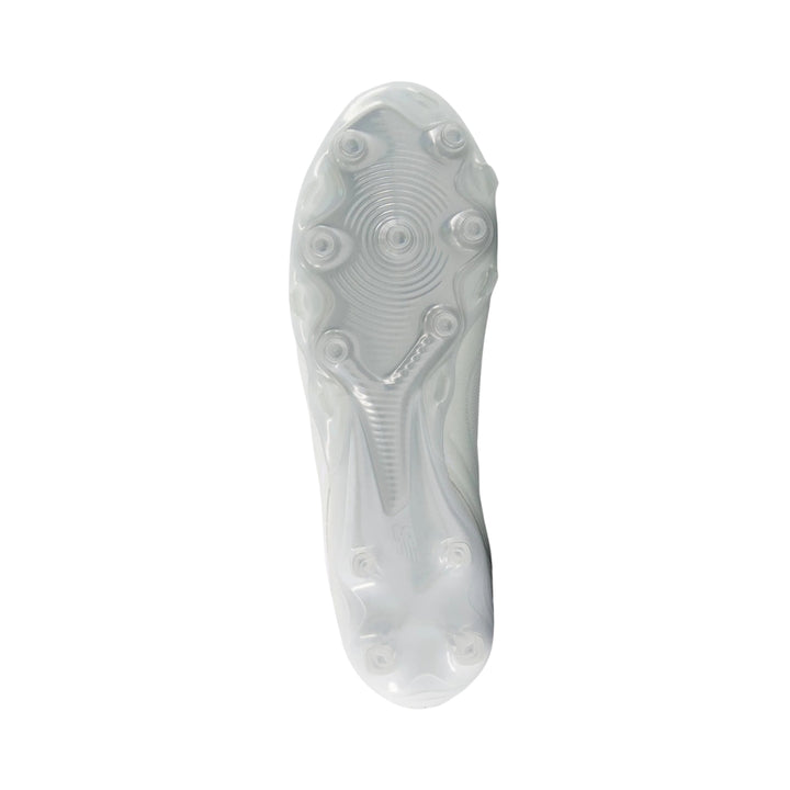 Tekela Elite Low Laced FG V5 - Infinite Light Pack