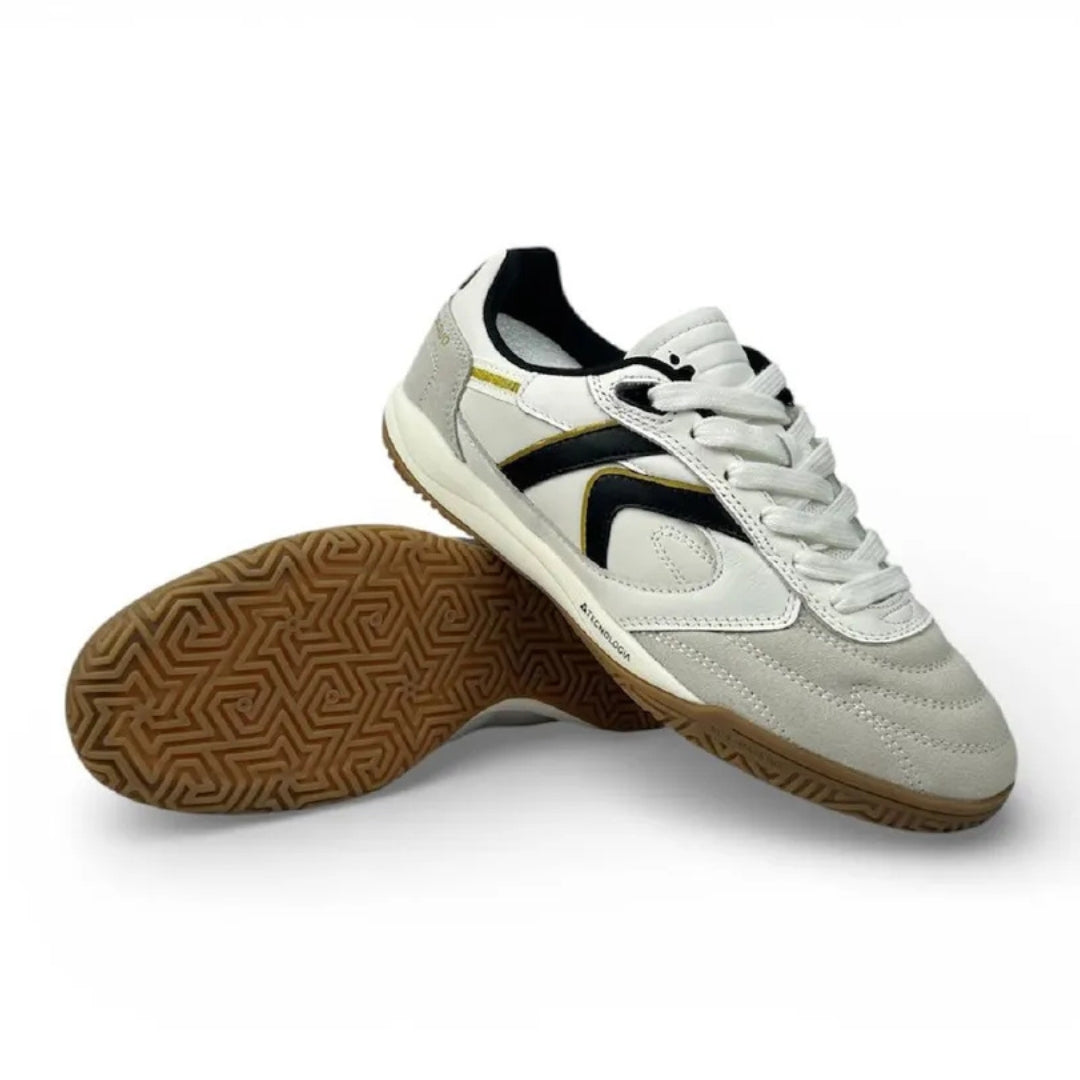 Kelme Bravo Kids Futsal Shoes - White
