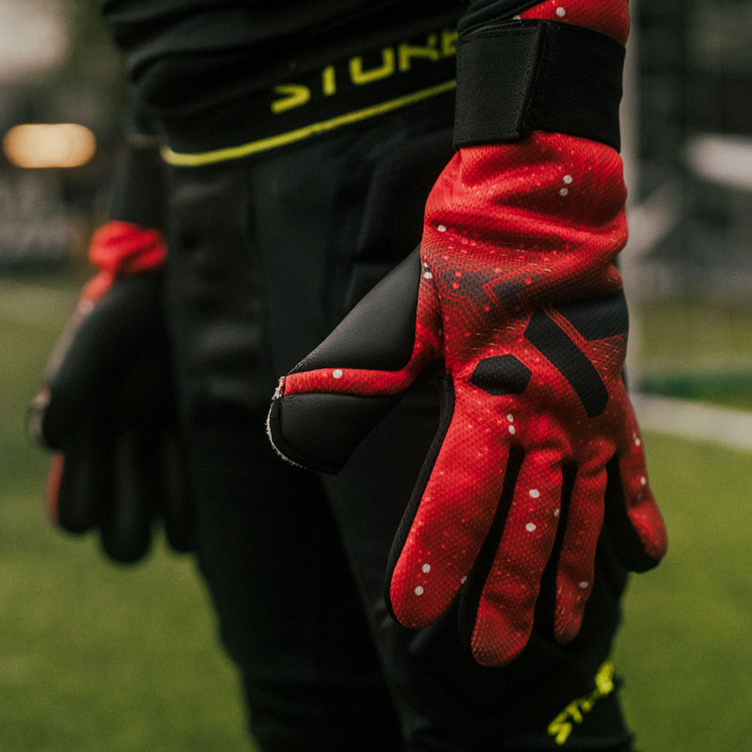 Storelli Goalkeeper Gloves Gladiator Challenger Junior - Black / Red