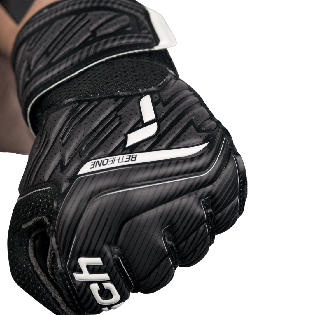 Reusch Attrakt Solid Junior - Black