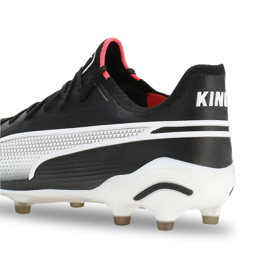Puma King Ultimate FG/AG Boots - Puma Black / Puma White / Fire Orchard