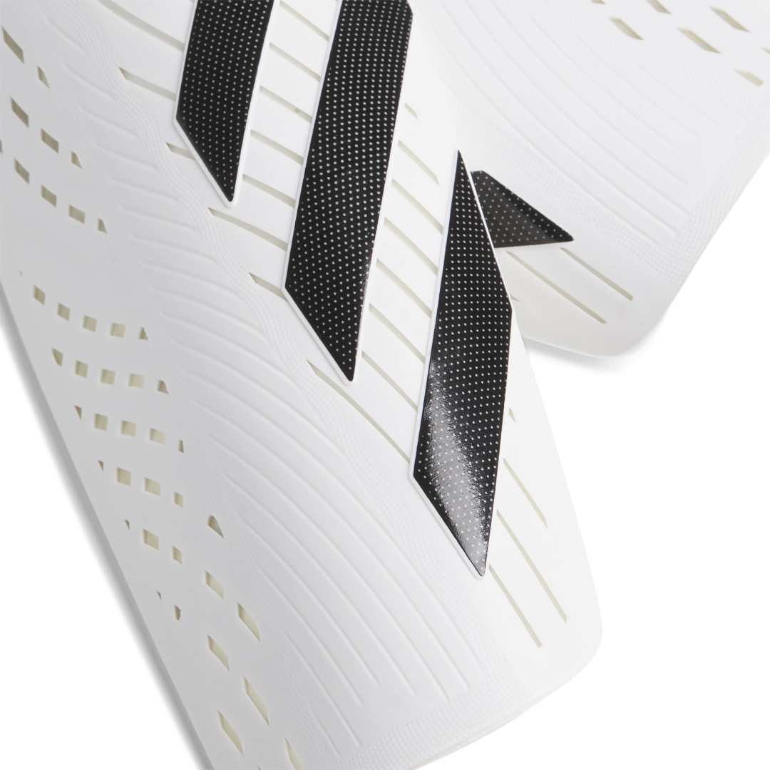 Tiro Club Shin Guards - White / Black