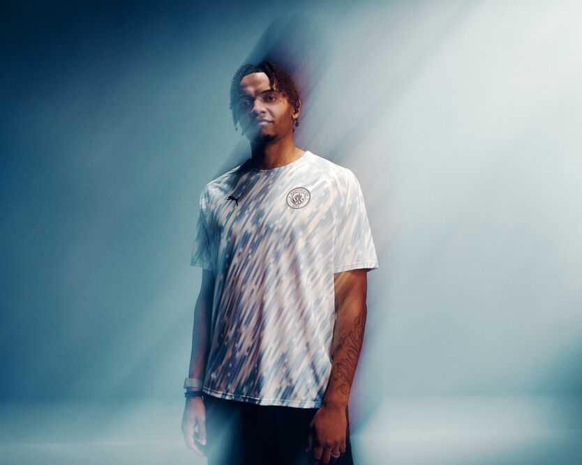 Manchester City 25/26 Warm Up Jersey