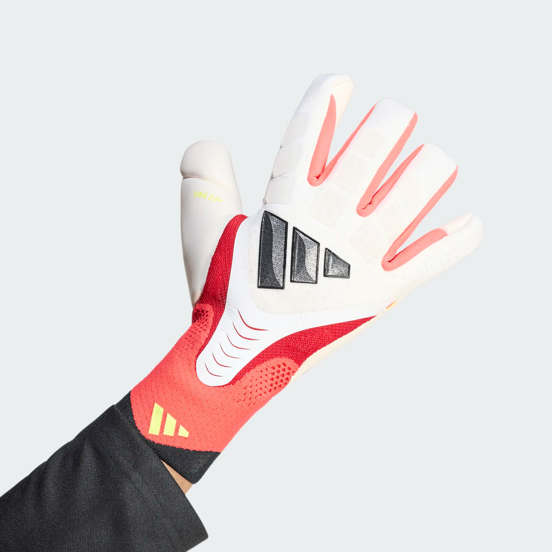 Predator Pro Goalkeeper Glove