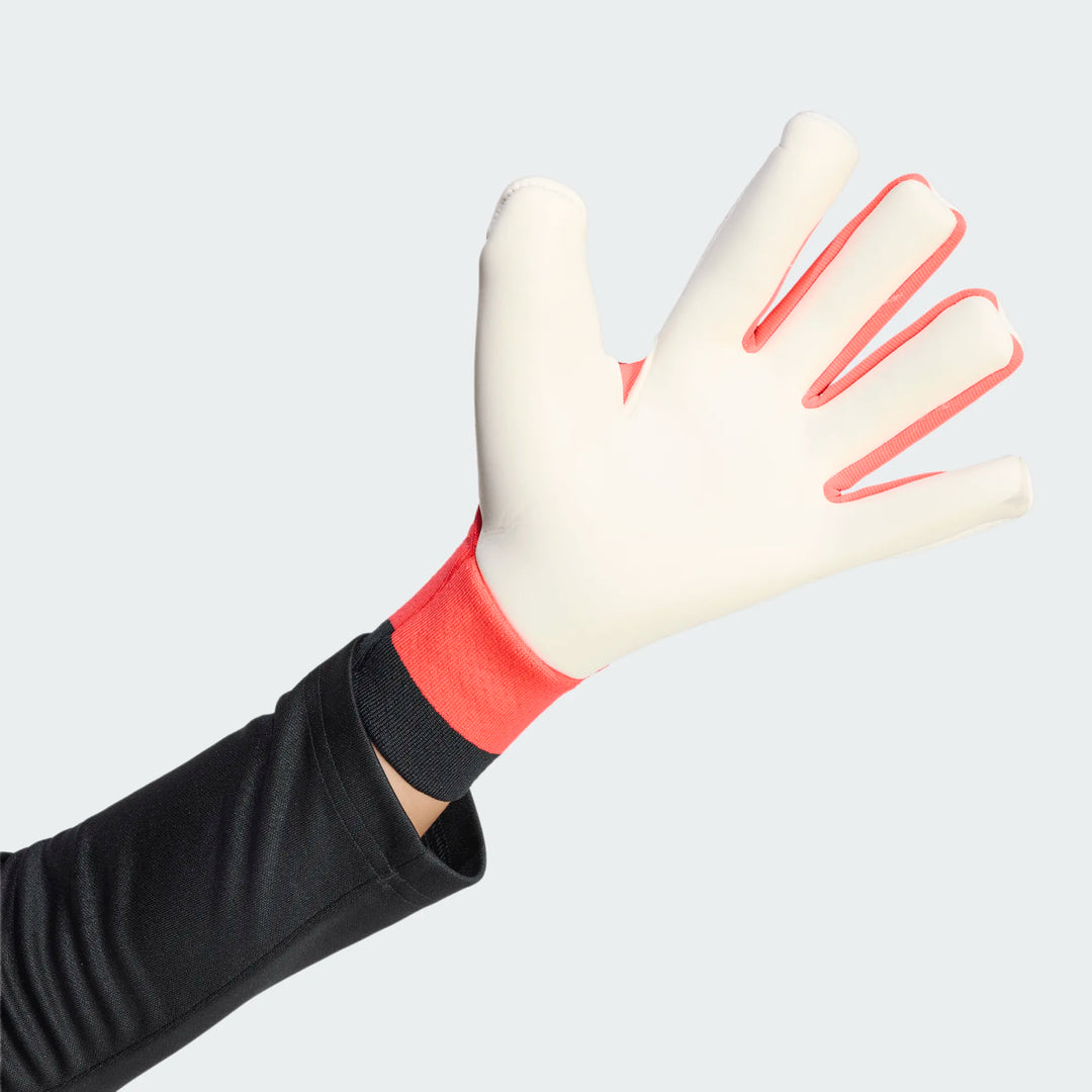 Predator Pro Goalkeeper Glove