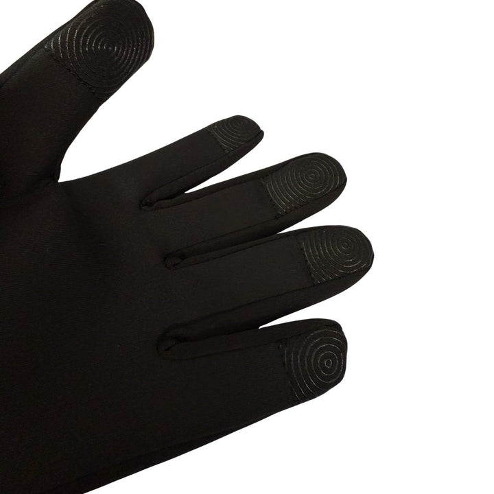 Warm Soccer Player Gloves with finger tech grip detail